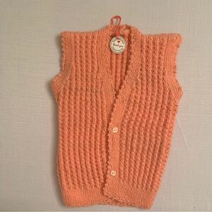 Hand-knitted Salmon color Sleeveless Top